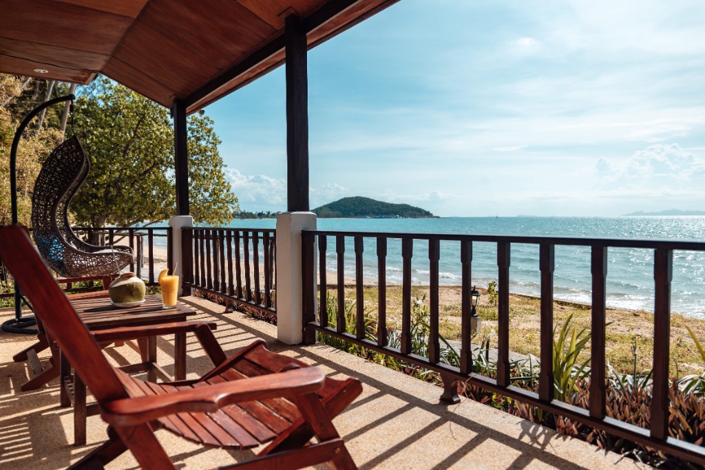 Standard Sea View Room with terrace and ocean view